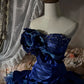 Une magnifique robe de bal longue en tulle bleu scintillant NV6660
