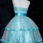 Robe de princesse bleu glacier menthe : Étoiles galactiques brodées dans l'ourlet NV6836