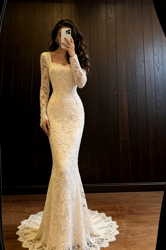 Robe de mariée sirène en dentelle ivoire, col carré, manches longues et traîne NV6754