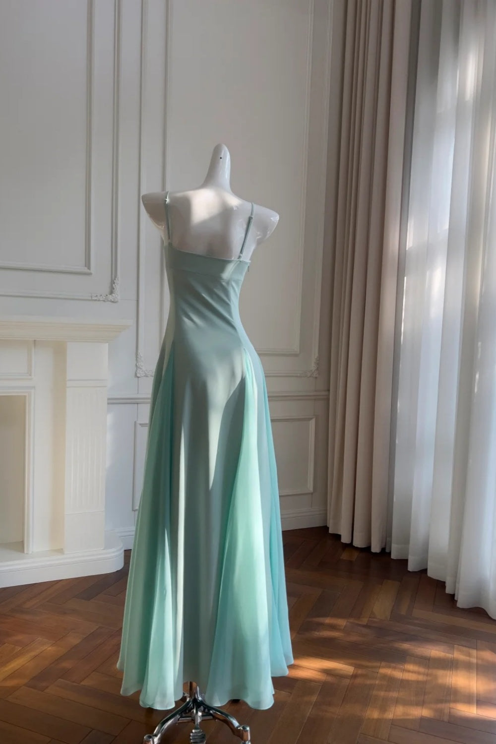 NiceVestidos-_Minimalist Mint Green/Pastel Pink Spaghetti Strap Slim-Fit Long Evening Gown NV5934