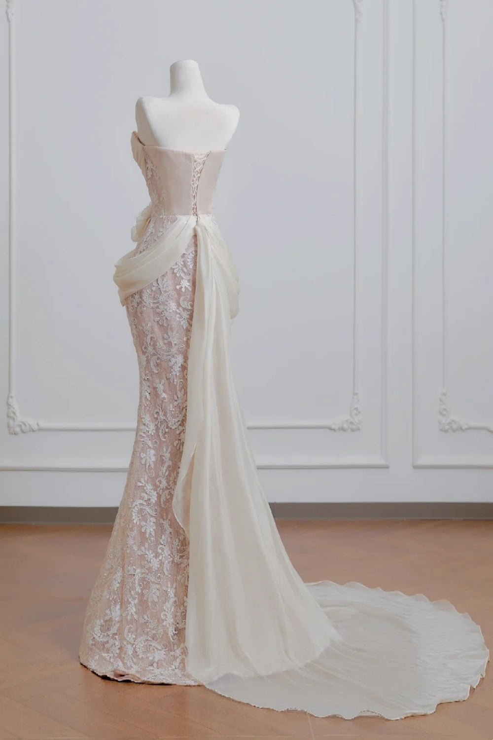 🤍🤍 Robe de mariée longue sirène en dentelle exquise et romantique, référence NV6582