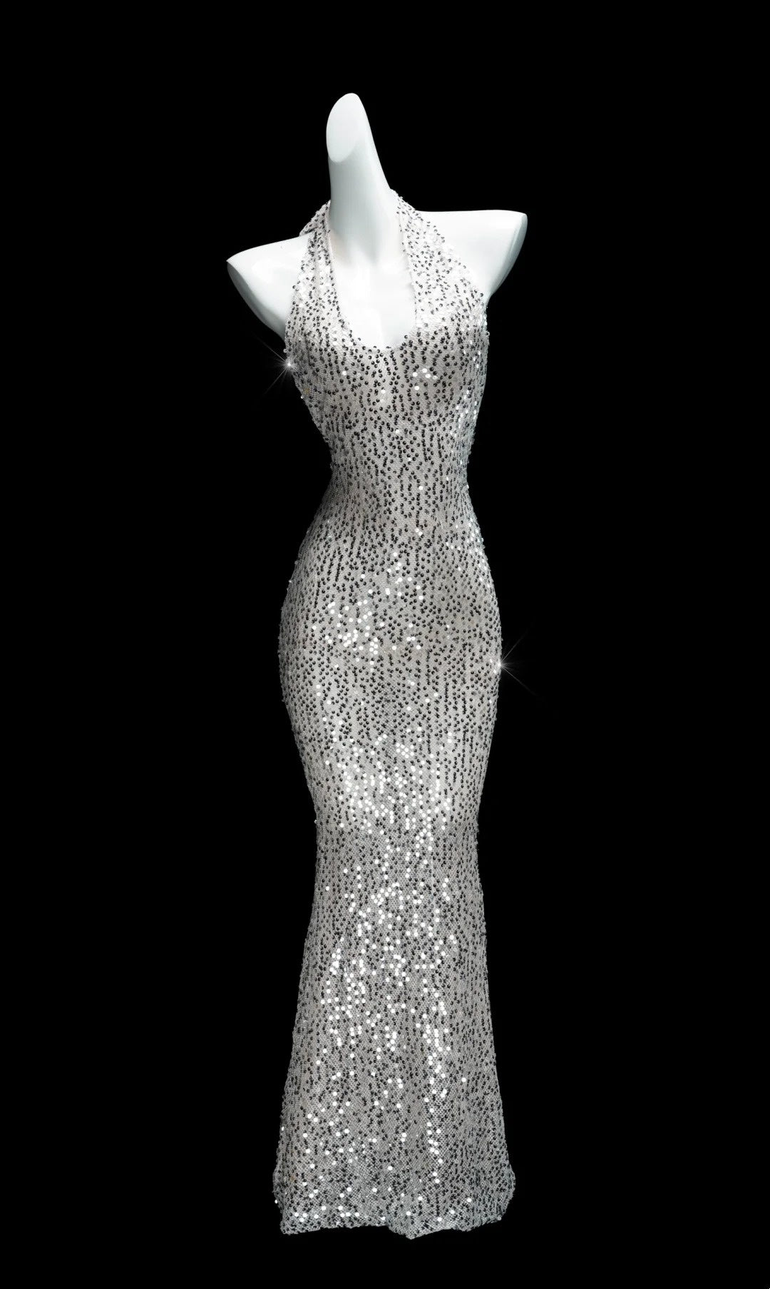 Robe sirène dos nu à sequins gris argenté : décolleté en V plongeant, traîne ajustée, robe de soirée idéale pour un banquet NV6410
