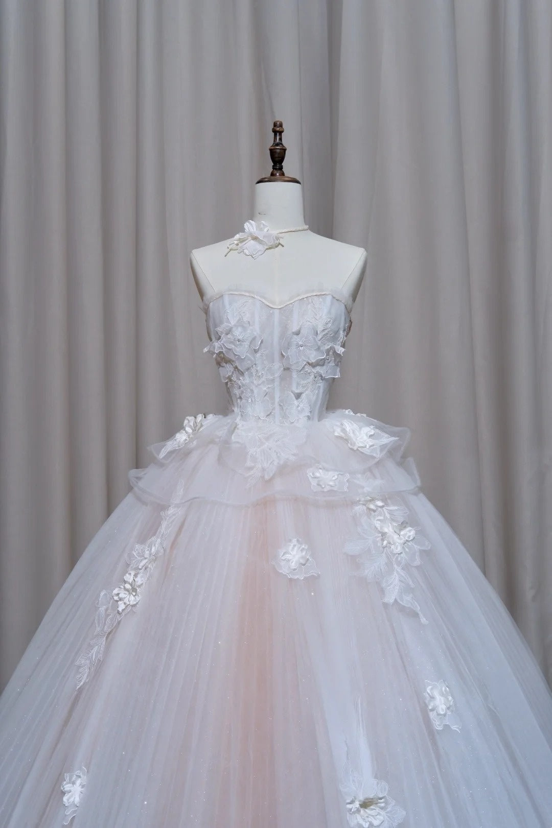 NiceVestidos-_Elegant and delicate pink floral long ball gown/princess dress NV5989