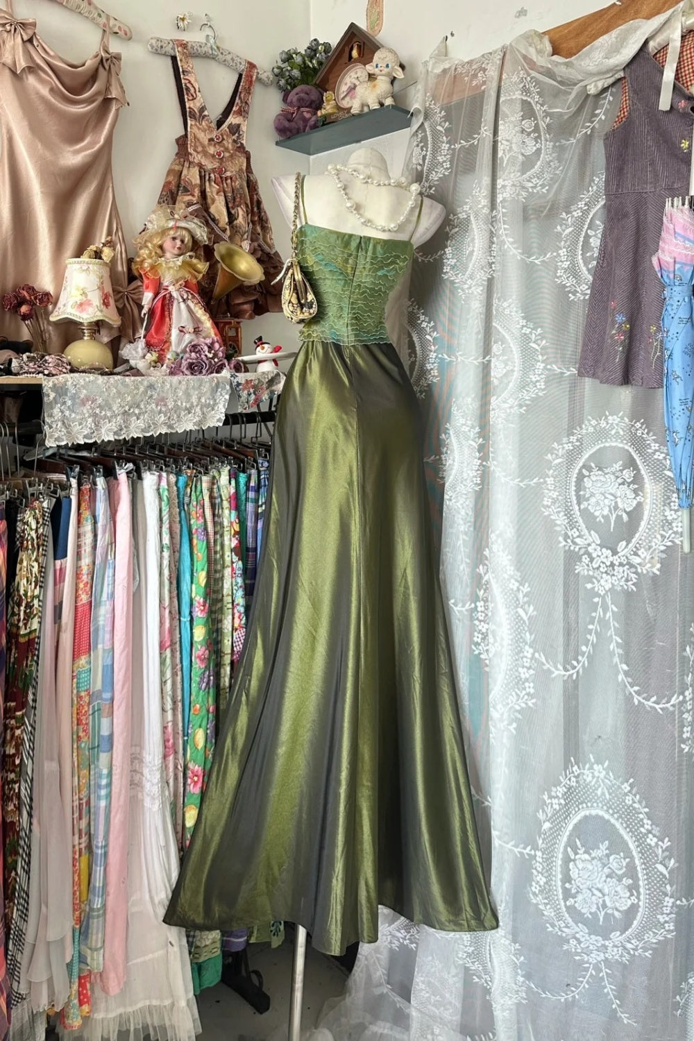Robe de soirée longue en satin vert rétro élégant NV6739