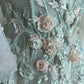 Robe de soirée longue en mousseline de soie à motif floral délicat et féerique NV6604