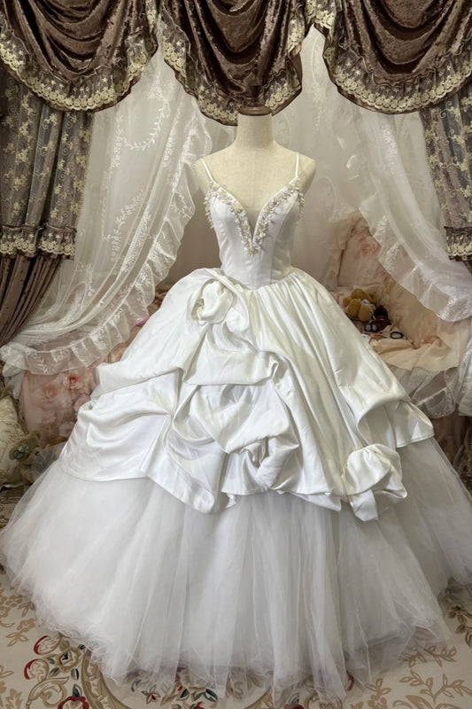 Vintage Princess Style Ivory 3D Floral Appliqué Spaghetti Straps Deep V-neck Open Back Satin Ball Gown Wedding Dress with Train   NV6867