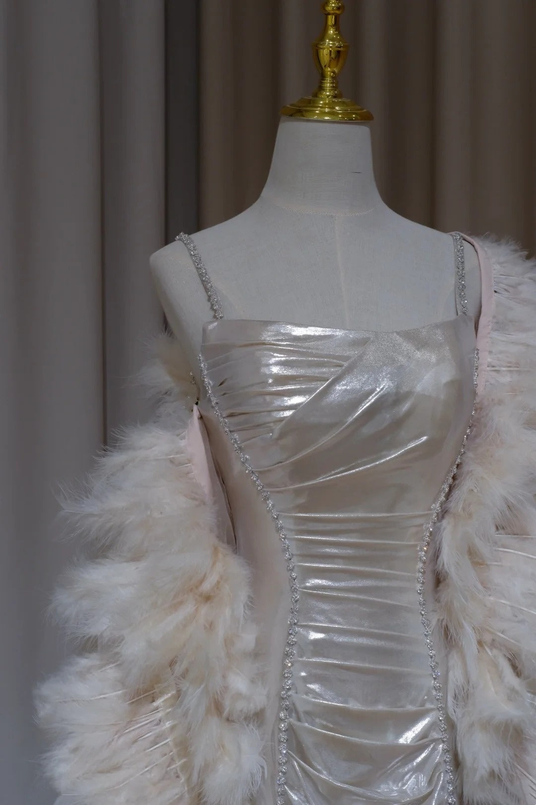 NiceVestidos-_(not included Feather shawl )Elegant and sparkling long ball gown, formal dress NV5991