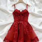 Robe courte en tulle à fines bretelles et application de dentelle rouge, idéale pour la rentrée scolaire ou une fête d'anniversaire (Nv4932)