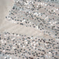 Robe sirène dos nu à sequins gris argenté : décolleté en V plongeant, traîne ajustée, robe de soirée idéale pour un banquet NV6410