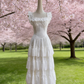 Robe longue trapèze multicouches en dentelle blanche à manches papillon - Style délicat, idéale pour un rendez-vous ou un thé de l'après-midi NV6784