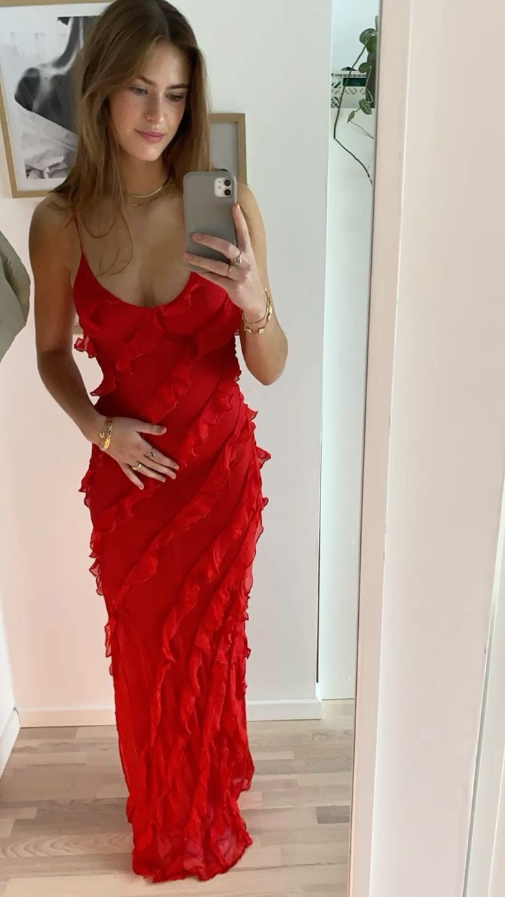 Red Stylish Elegant spaghetti strap Long Chiffon Ruffle Ball Gown Holiday Birthday Party Dress Evening Dress Prom Dress nv3955