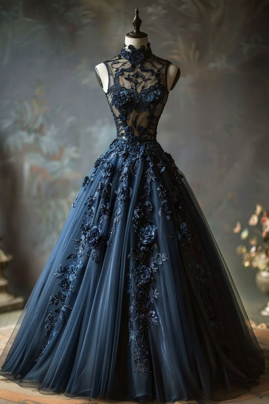 Robe de cour longue en tulle bleu marine, col montant, broderie 3D, ornée de détails (NV6212)