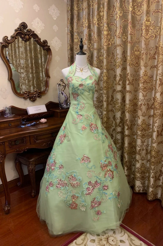 Robe en tulle vert menthe : col halter, broderie florale 3D, style princesse NV6396