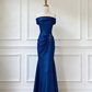 Robe longue bleu marine à épaules dénudées - Col bénitier, traîne ornée de perles, idéale pour les soirées, tapis rouges et bals à thème (NV6824)