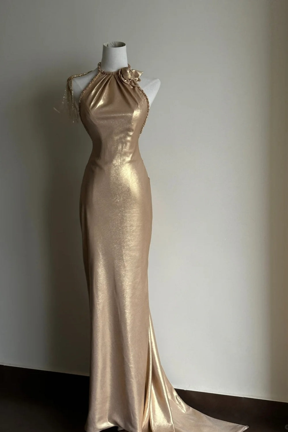Robe longue de soirée rétro dorée NV6613