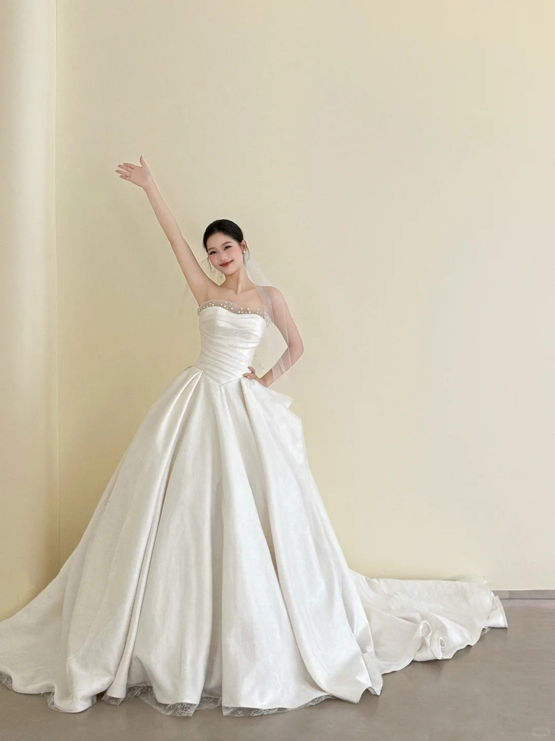 Strapless Satin A Line Wedding Dress Long Train Princess Bridal Gown  NV7130