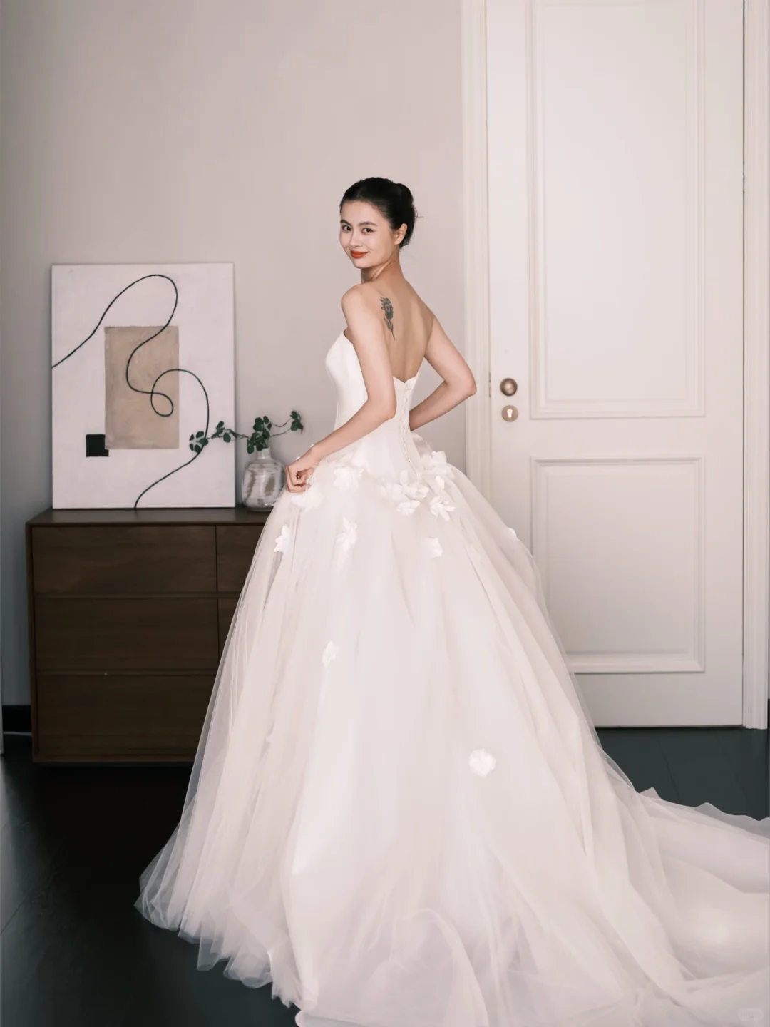 White Strapless 3D Floral Tulle Ball Gown Wedding Dress  NV7233