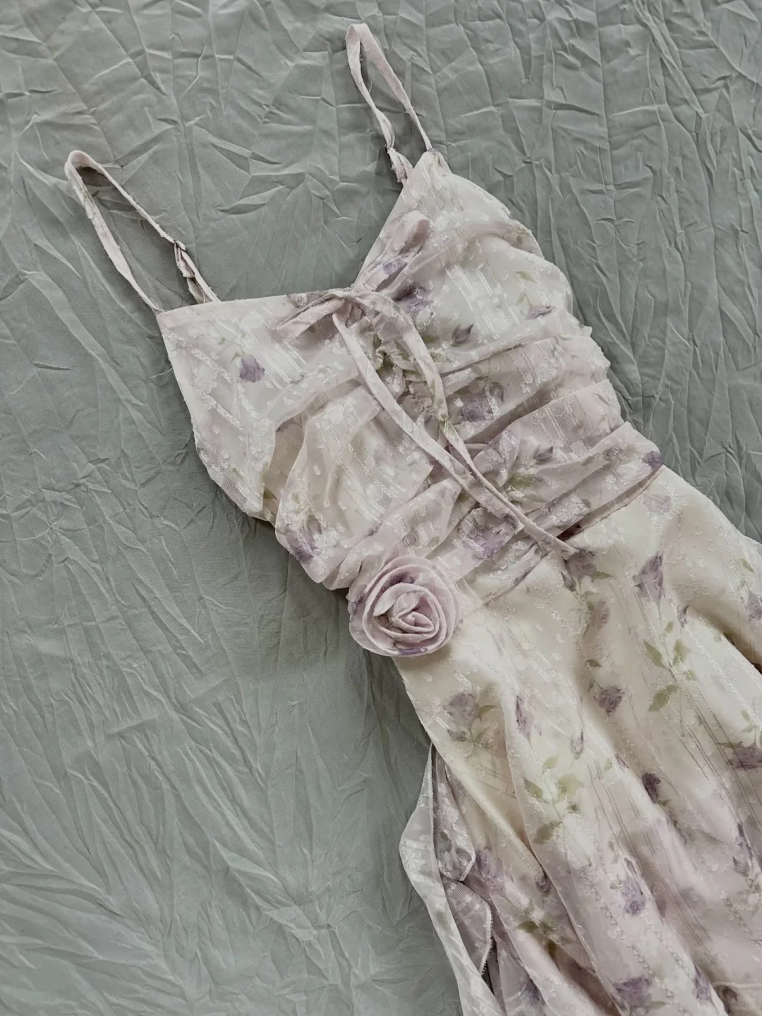 Light Purple Floral Spaghetti Strap Short Homecoming Dress V Neck Ruched 3D Flower Irregular Ruffle Hem Vintage Cocktail Gown  NV6918