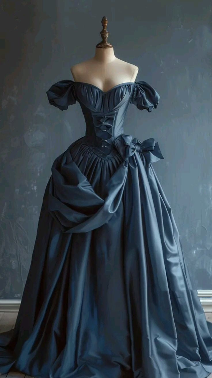 Robe de bal rétro style cour de cour, bleu marine profond, satin, épaules dénudées, taille cintrée - Robe de soirée à thème rétro NV6384