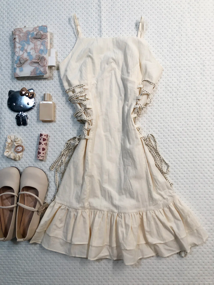 Cream White Spaghetti Strap Short Homecoming Dress Square Neck Side Lace Up Ruffle Hem Vintage Cocktail Gown  NV6914