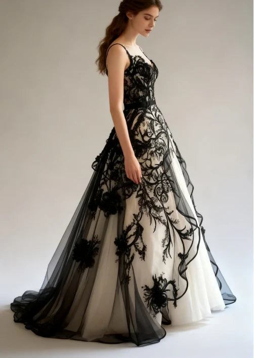 Robe gothique sans manches en tulle et dentelle à panneaux noirs et blancs NiceVestidos NV6201