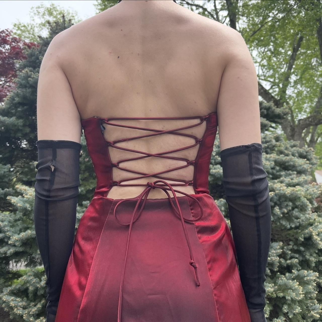 Robe gothique longue sans manches, bustier, en satin bordeaux orné de perles, NiceVestidos NV6178
