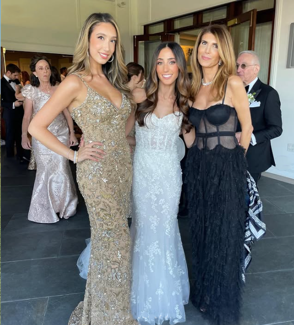 Gold gorgeous Shiny Exquisite Beading Fashion V Neck Long Sequin Elegant Ball Gown Evening Dress Party Dress nv1400