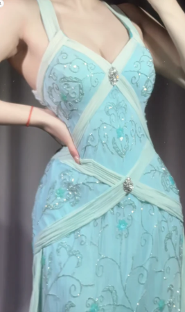 NiceVestidos - Robe de bal vintage, robe de soirée bleue élégante et raffinée, ornée de perles. NV5983