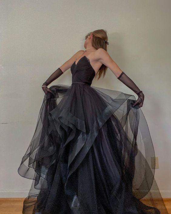 Black Tulle  Evening Gown Long Prom Party Dresses nv1352