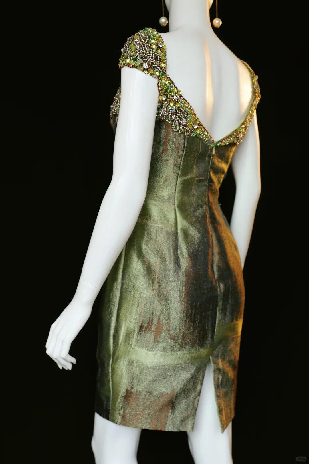 🌿Moss Green Short Satin Beaded Homecoming Dress Birthday Dress nv5141