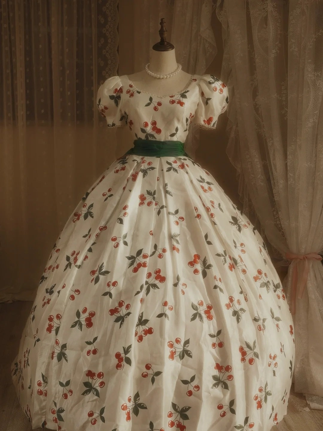 NiceVestidos--Vintage Dress Girl Princess Dress Satin Tulle 16 Years Old Dress NV5855