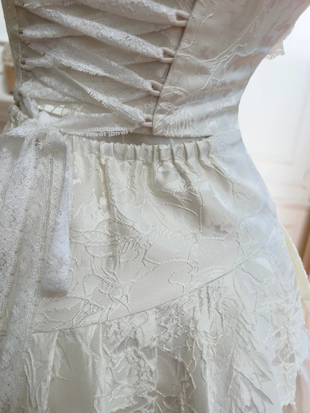 NiceVestidos - Robe vintage noire et blanche NV6077