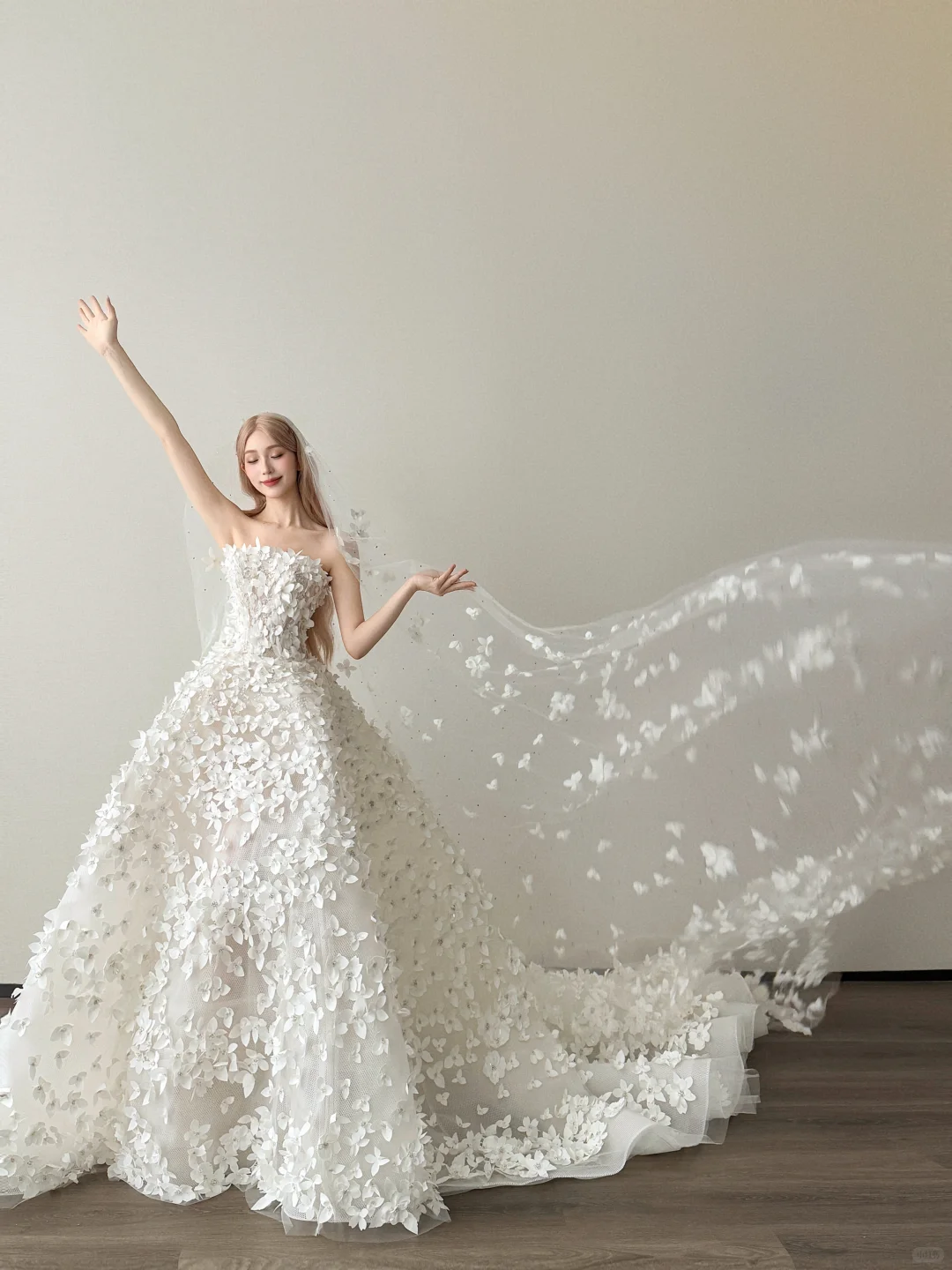 White 3D Floral Strapless Ball Gown Wedding Dress Cathedral Train  NV7134