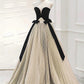 NiceVestidos - Robe longue simple et élégante noire et blanche NV6071