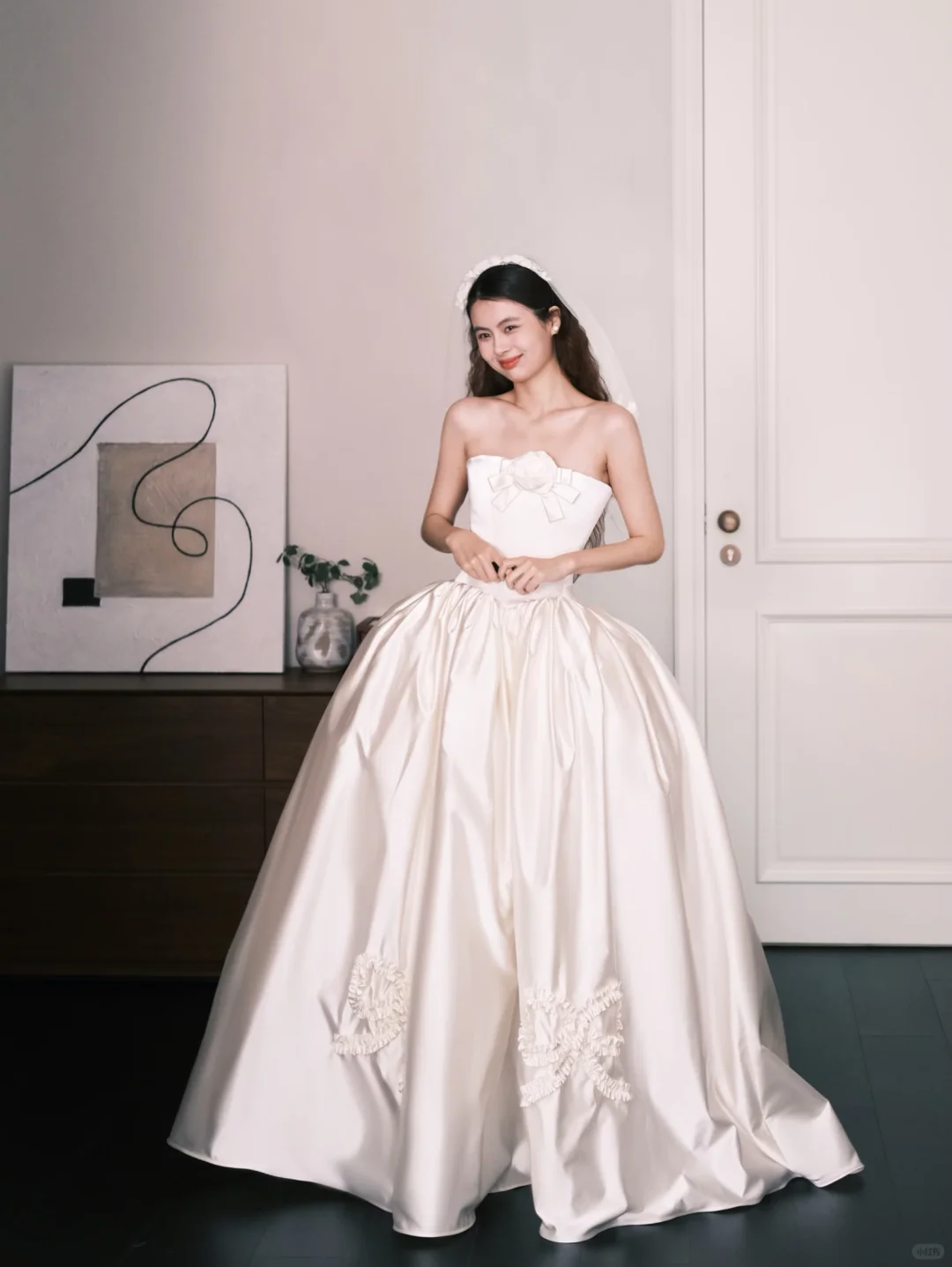 Strapless Satin Princess Ballgown Wedding Dress with 3D Bow Flower  NV7369