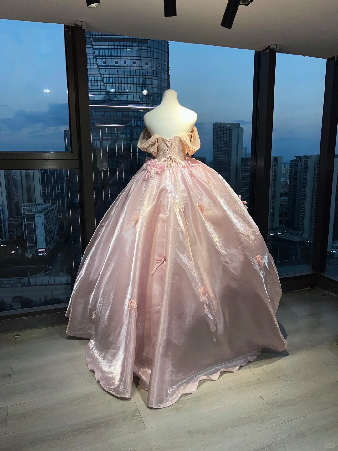 Light Pink Strapless Princess Evening Gown 3D Roses Lace Boned Shimmer Organza Big Ball Skirt Long Prom Dress  NV7021
