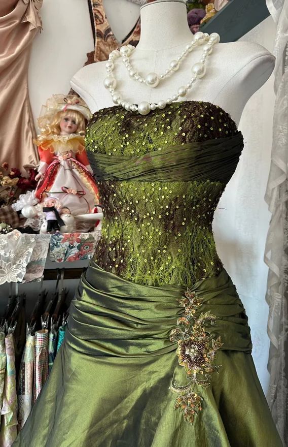 Olive Green Shiny Vintage Fashion Elegant Exquisite Beaded Lace Off-the-shoulder Satin Long Tulle Mermaid prom dresss Sequin Evening Dress Party Dress nv3820