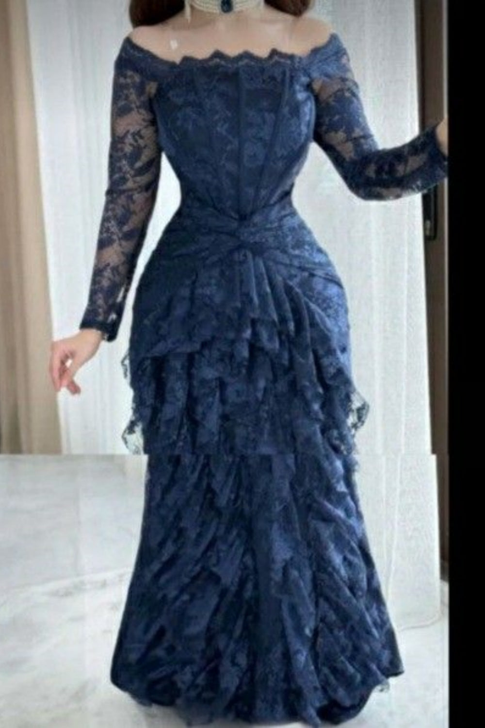 Robe longue sirène en dentelle à manches longues - Robe sexy et élégante NV6329
