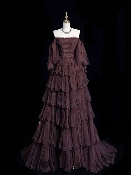 Robe bustier en tulle marron foncé, ornée de perles et d'une traîne à volants, style ciel étoilé NV6229