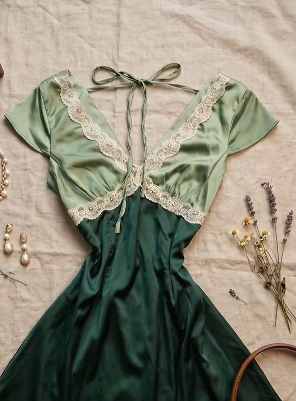 Two Tone Green Satin Short Homecoming Dress V Neck Flutter Sleeve White Lace Trim Vintage A-Line Cocktail Gown  NV6910
