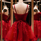 Robe courte en tulle à fines bretelles et application de dentelle rouge, idéale pour la rentrée scolaire ou une fête d'anniversaire (Nv4932)