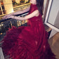 Robe de bal longue rouge en mousseline et fourrure NV6575