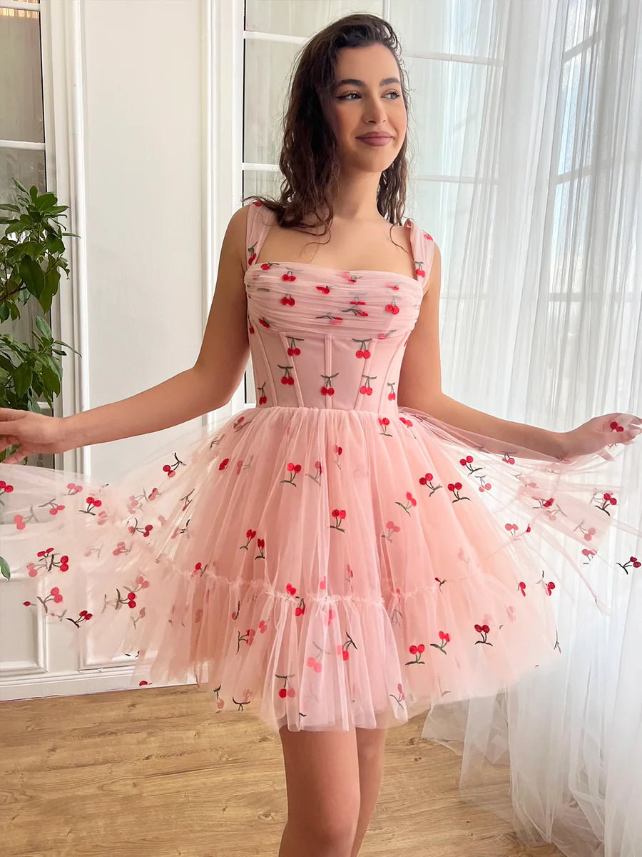 Robe de bal mini en tulle cerise mignonne, robe de soirée trapèze rose à lacets nv1633