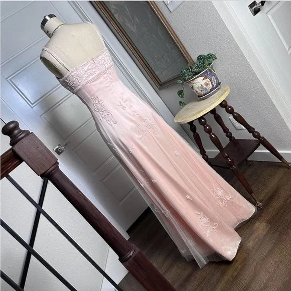 Peach Pink Vintage Fashion Exquisite Beading Elegant Spaghetti Strap Long Satin Ball Gown Evening Dress Party Dress Prom Dress nv3772