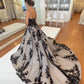 Robe de soirée spectaculaire en dentelle foncée gris-noir dégradé | Traîne en tulle pailleté, sans bretelles/à fines bretelles | NV6323
