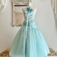Robe de soirée vert menthe en satin, dos nu, longueur thé, ornée de fleurs NV6545