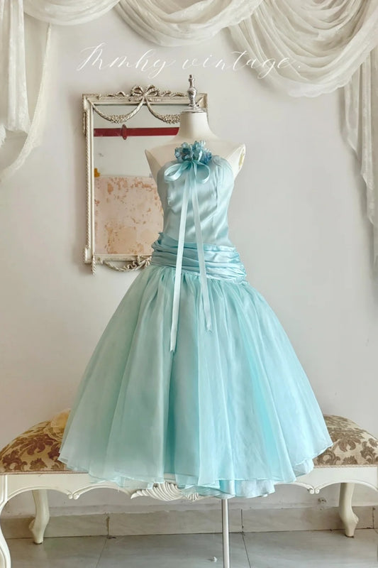 Robe de soirée vert menthe en satin, dos nu, longueur thé, ornée de fleurs NV6545