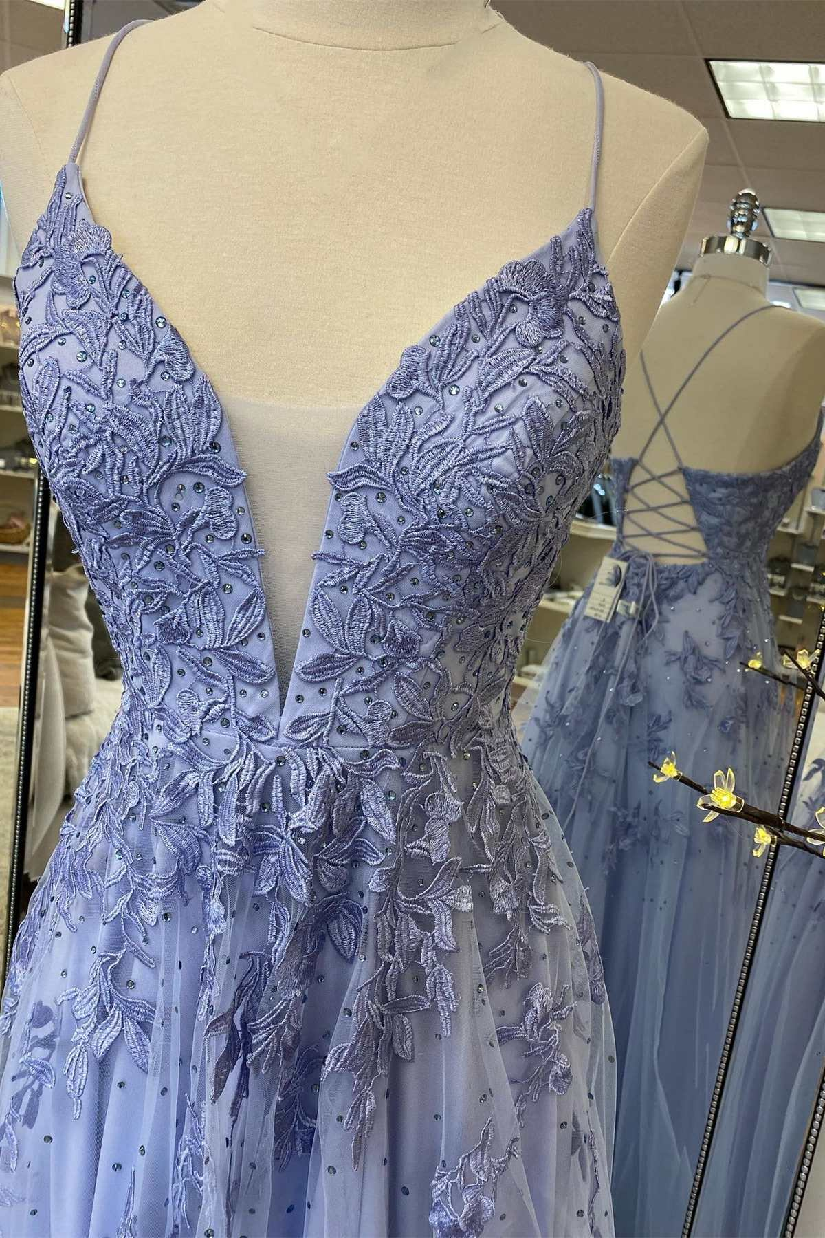 Lace Plunge V A-Line Prom Dress with Slit nv829