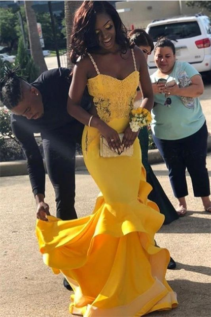 Sexy Stpaghetti-Straps Ruffles Mermaid Prom Dresses | Open-Back Appliques Sleeveless Evening Gowns nv944