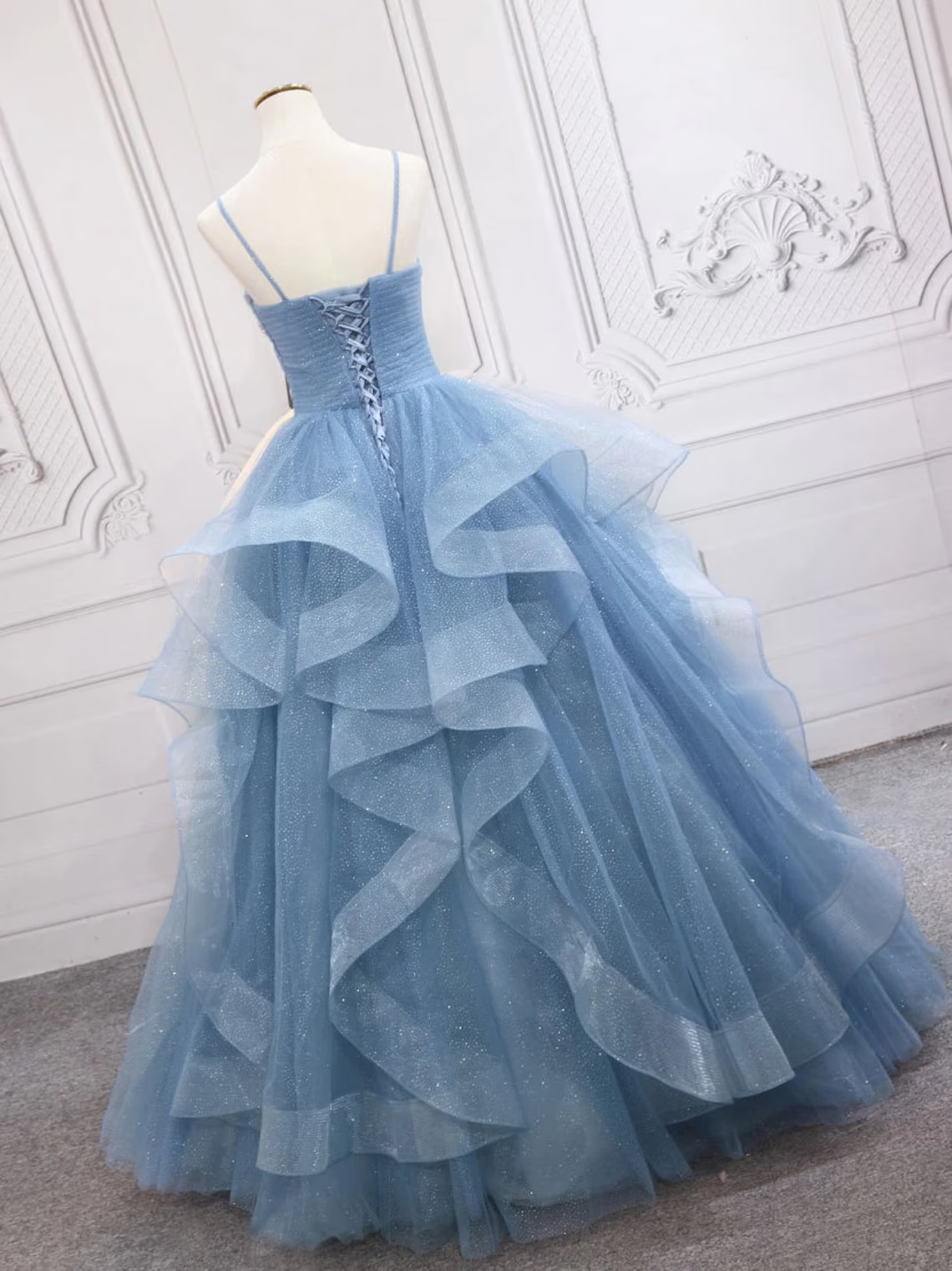 V-Neck Tulle Spaghetti-Straps Floor-Length Prom Dresses nv214